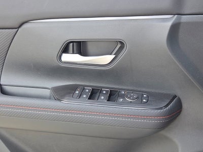 2025 Nissan Kicks SR Intelligent AWD