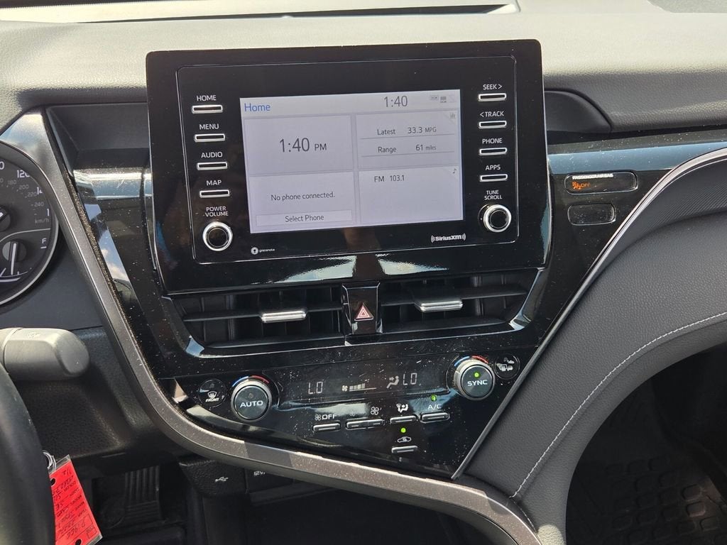 2022 Toyota Camry SE