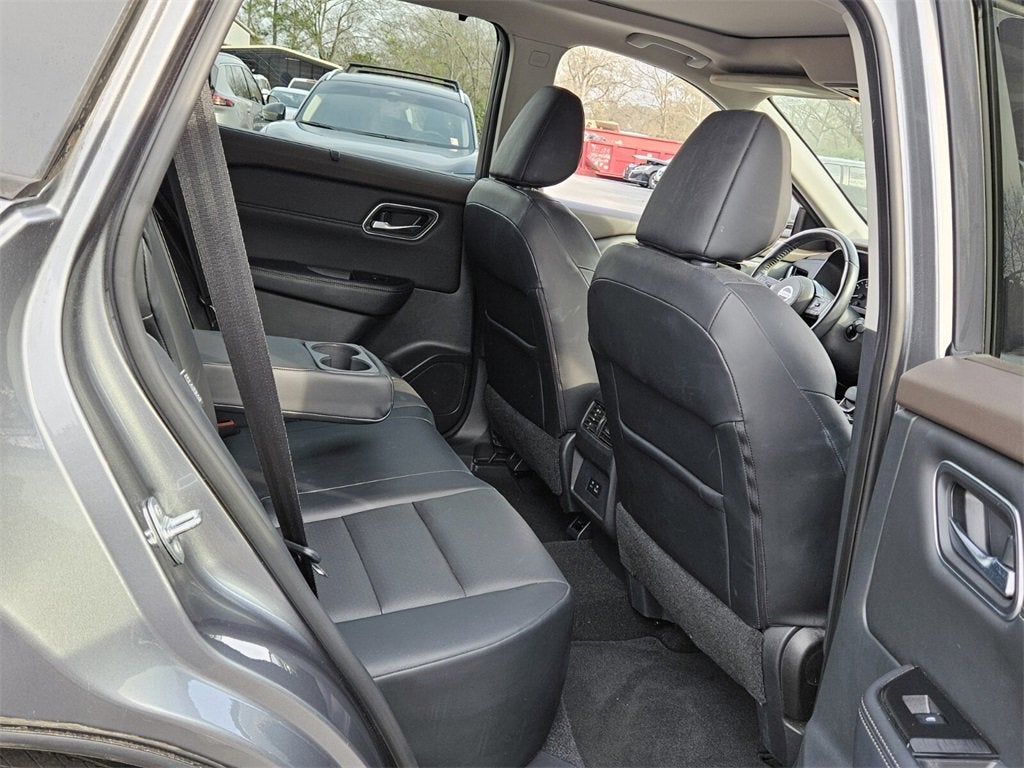 2021 Nissan Rogue SV FWD