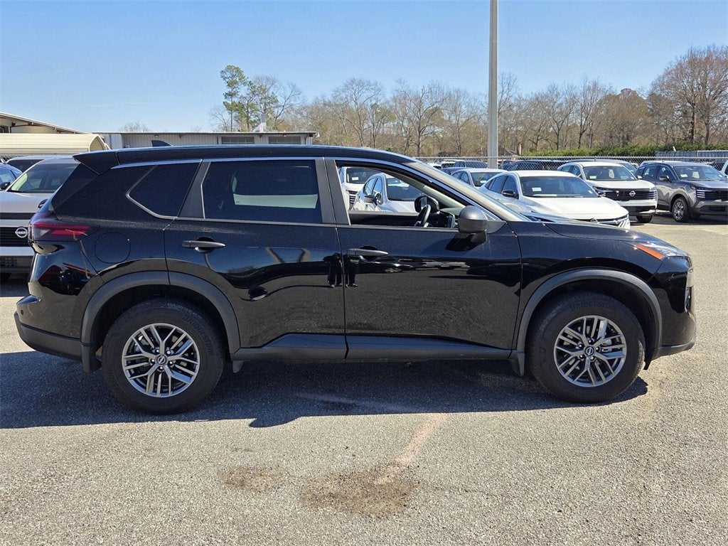 2025 Nissan Rogue S FWD