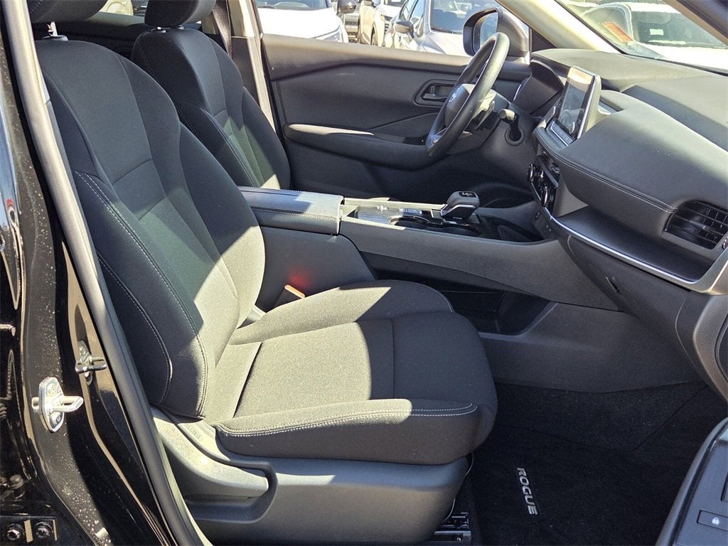 2025 Nissan Rogue S FWD