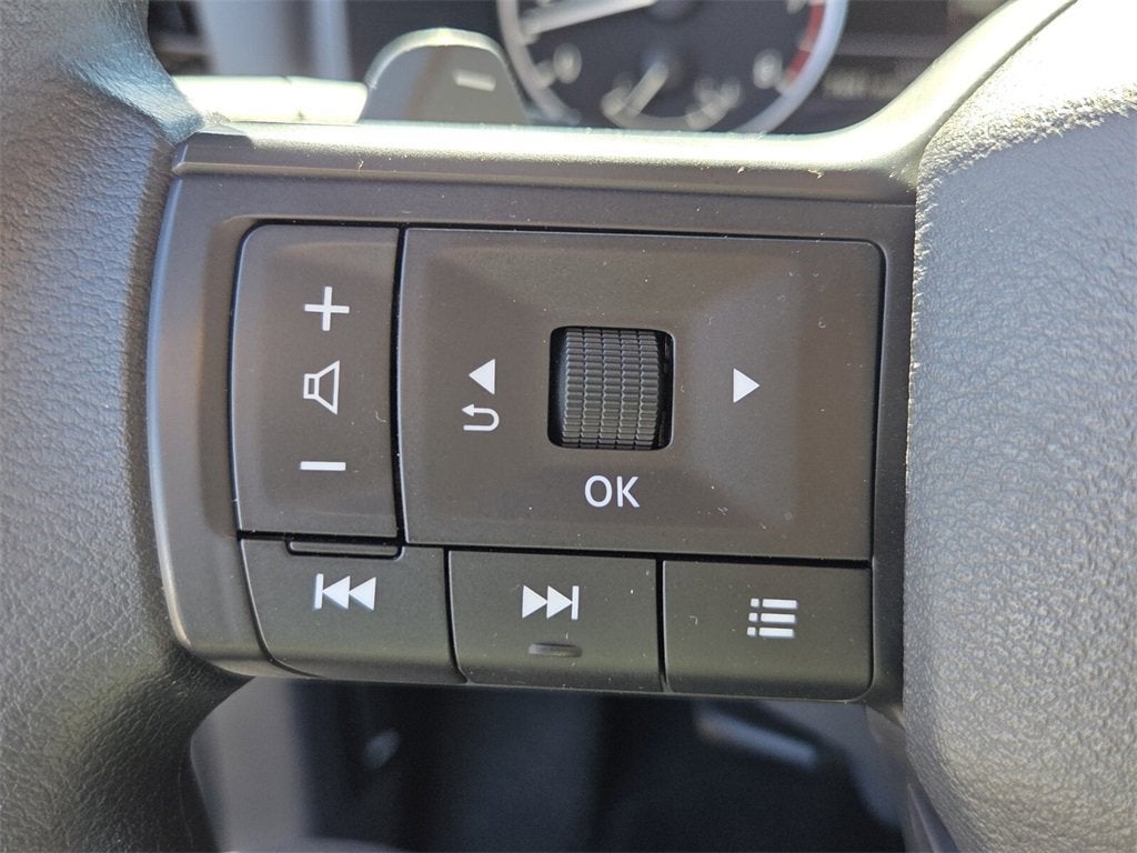 2025 Nissan Rogue S FWD