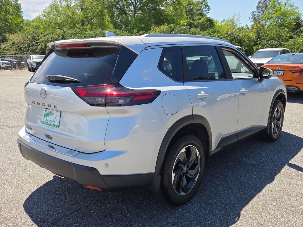 2025 Nissan Rogue SV FWD