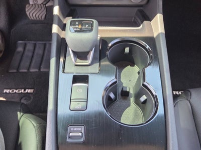 2025 Nissan Rogue SV FWD