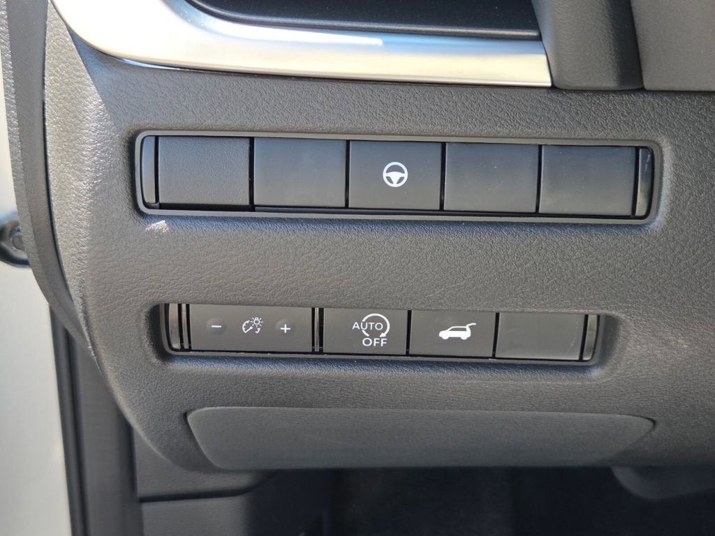 2025 Nissan Rogue SV FWD