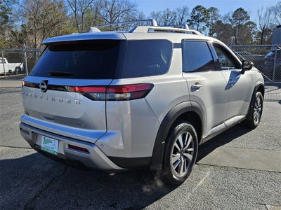 2025 Nissan Pathfinder SL FWD