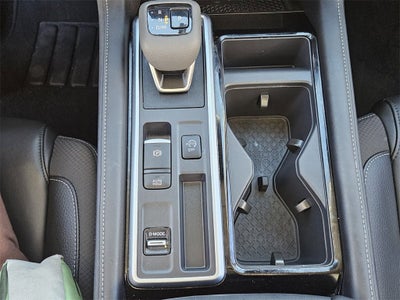 2025 Nissan Pathfinder SL FWD