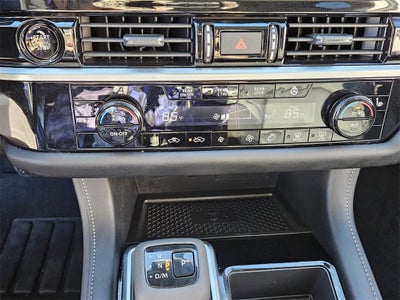 2025 Nissan Pathfinder SL FWD