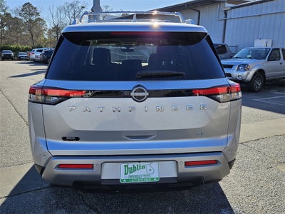 2025 Nissan Pathfinder SL FWD