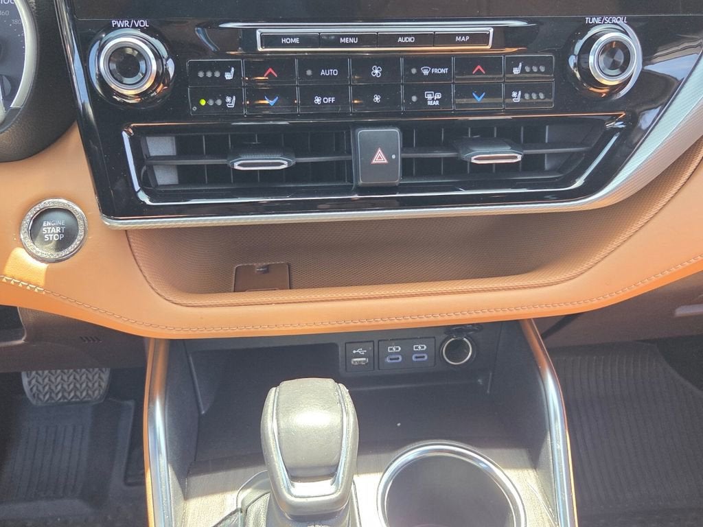 2022 Toyota Highlander Platinum