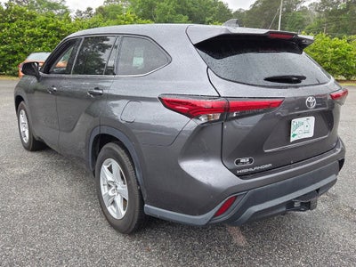 2022 Toyota Highlander LE