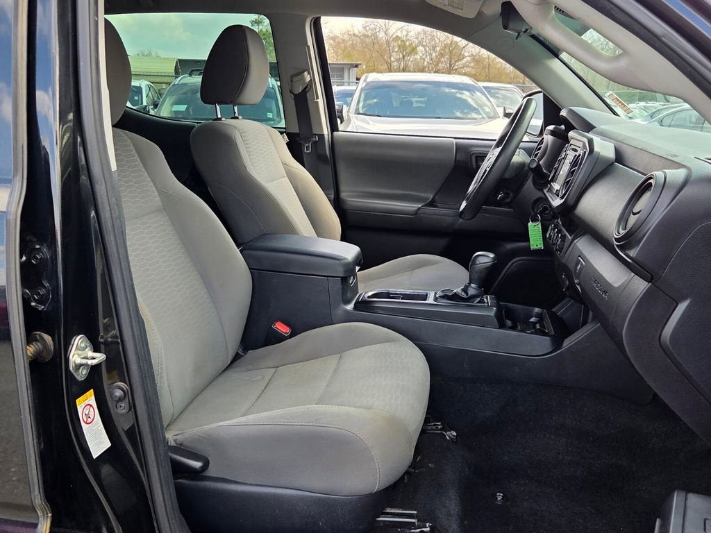 2018 Toyota Tacoma SR