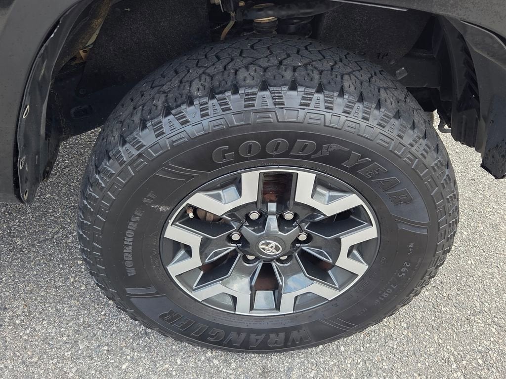 2018 Toyota Tacoma SR