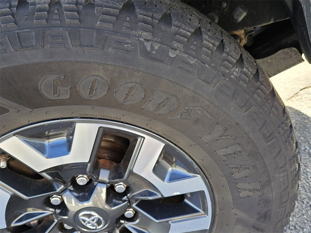 2018 Toyota Tacoma SR