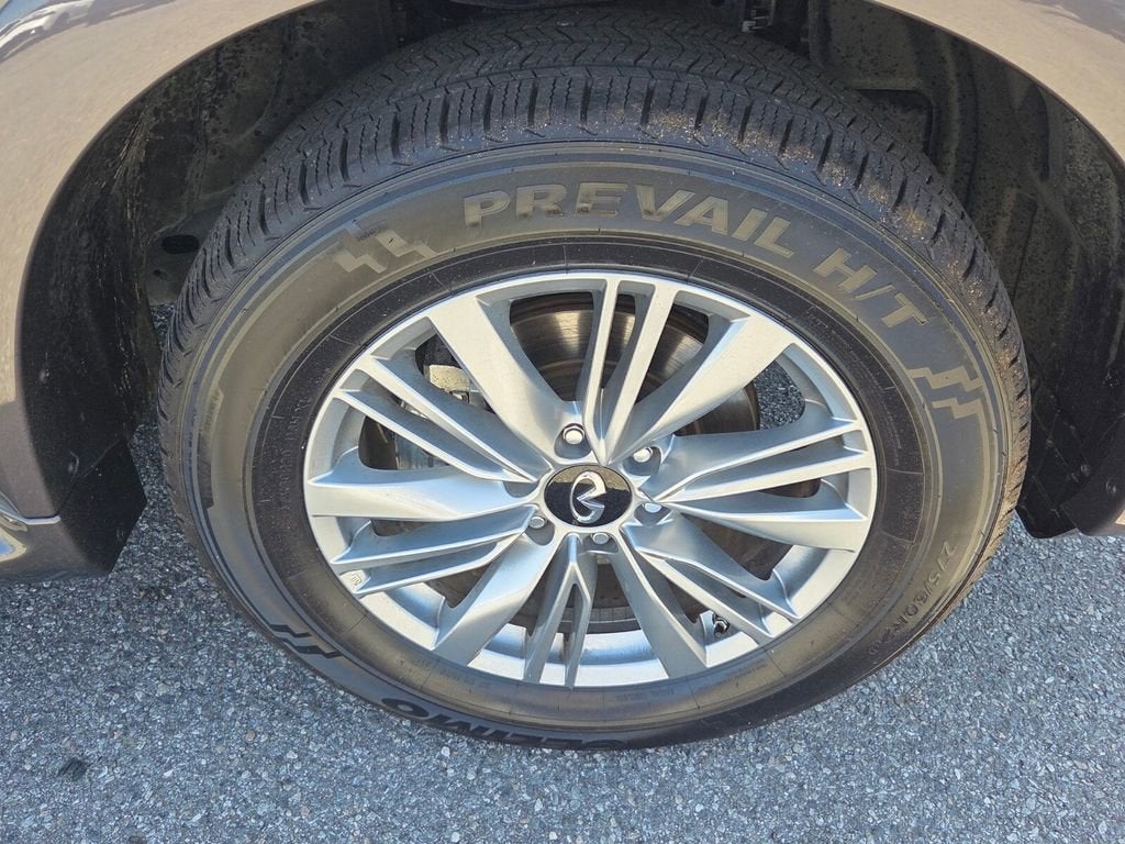 2024 INFINITI QX80 LUXE