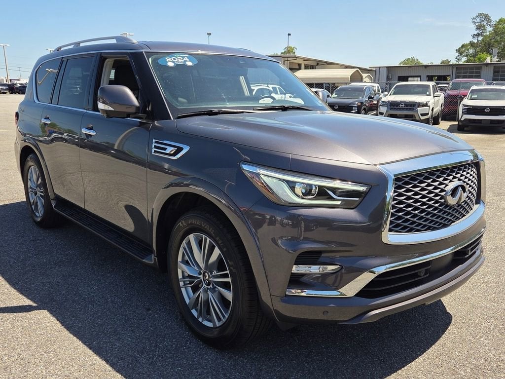2024 INFINITI QX80 LUXE