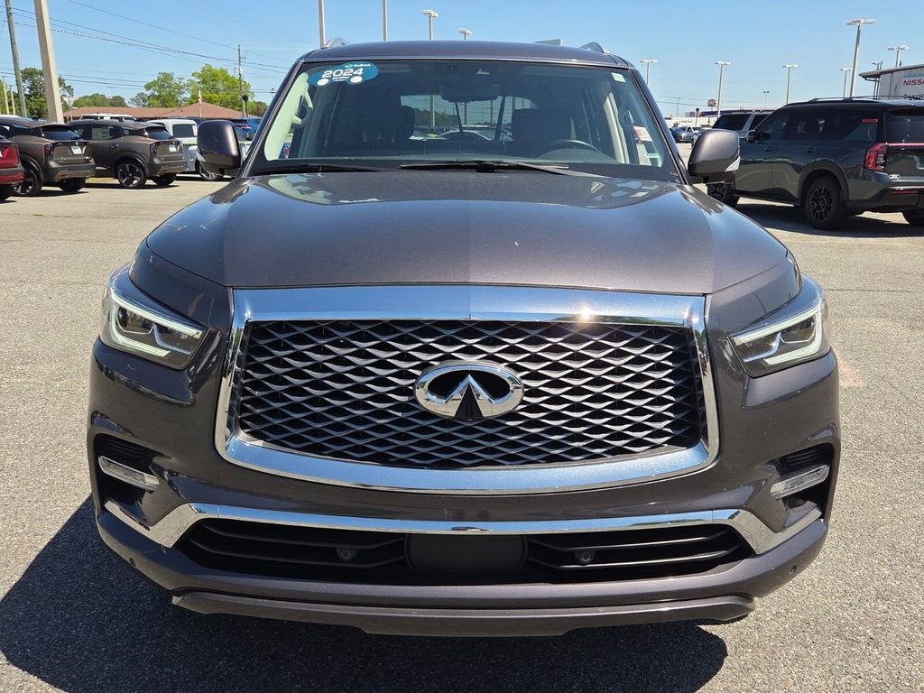 2024 INFINITI QX80 LUXE