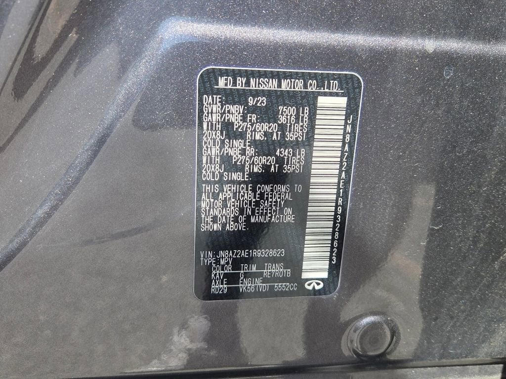 2024 INFINITI QX80 LUXE