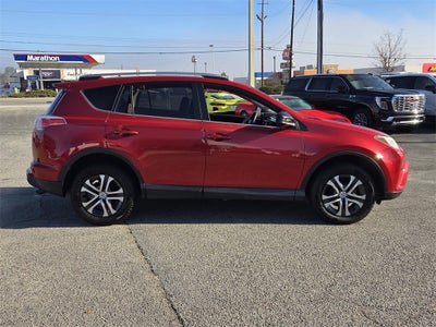 2017 Toyota RAV4 LE
