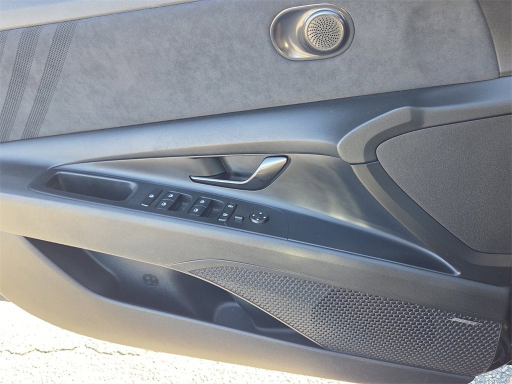 2022 Hyundai Elantra N Base