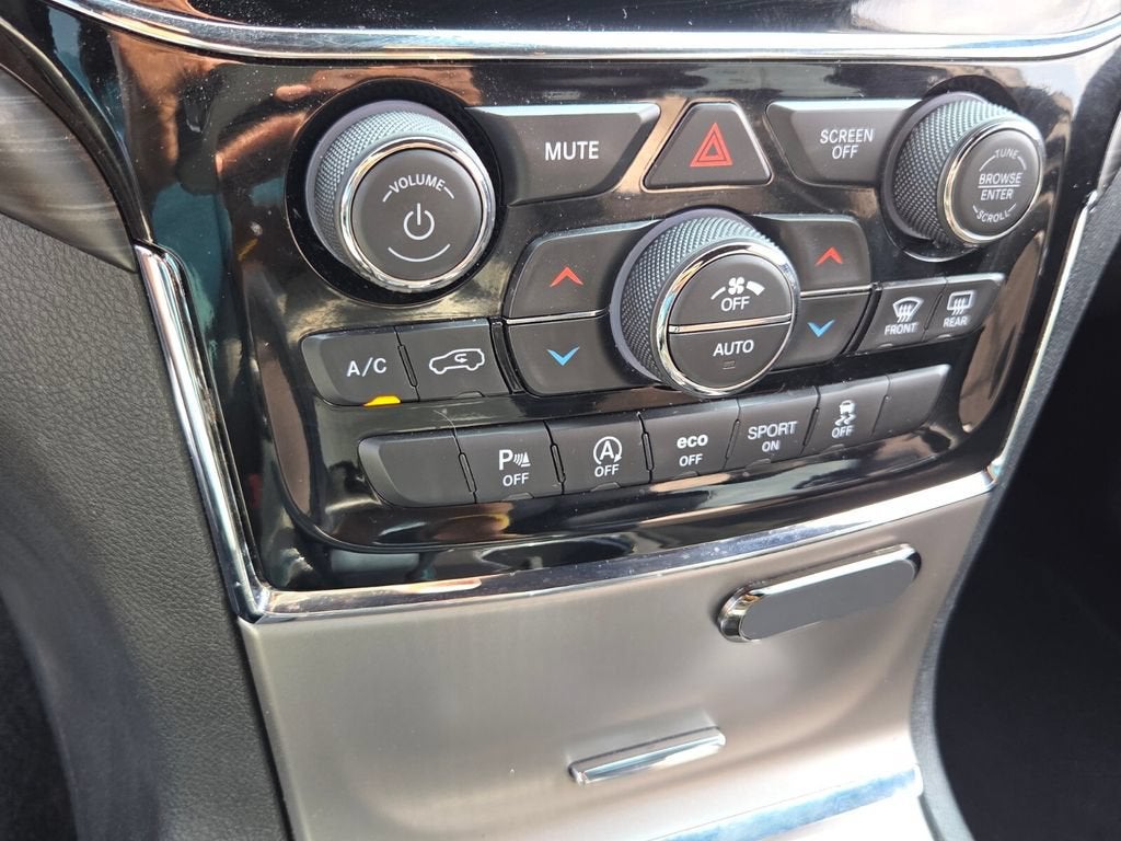 2020 Jeep Grand Cherokee Altitude 4x2
