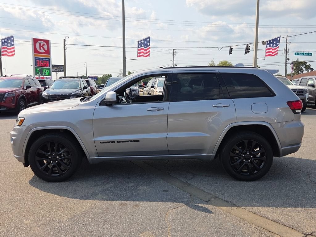 2020 Jeep Grand Cherokee Altitude 4x2