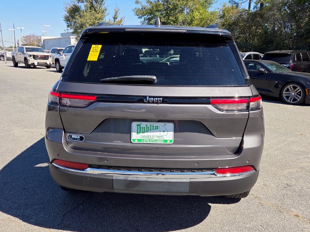 2023 Jeep Grand Cherokee Limited 4x2