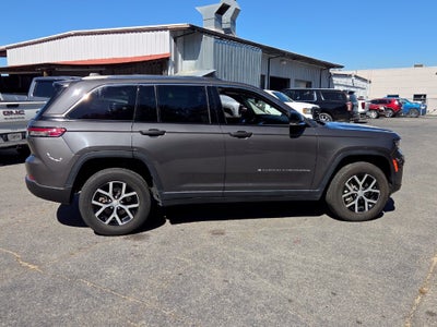 2023 Jeep Grand Cherokee Limited 4x2