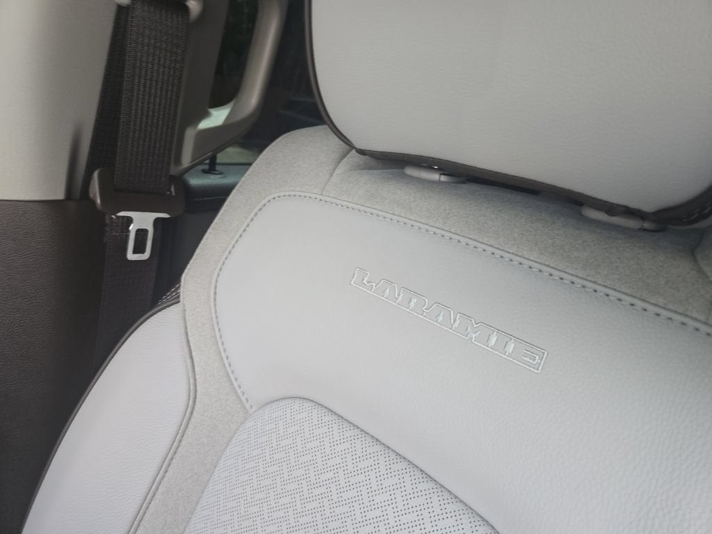 2025 RAM 1500 Laramie Crew Cab 4x4 5'7" Box