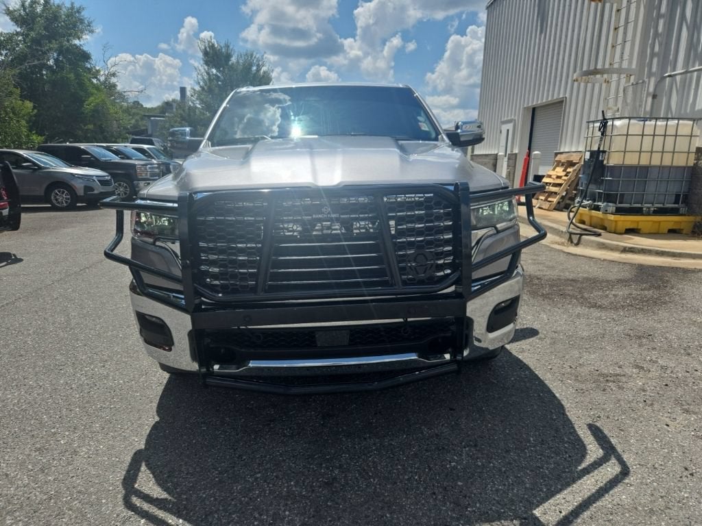 2025 RAM 1500 Laramie Crew Cab 4x4 5'7" Box
