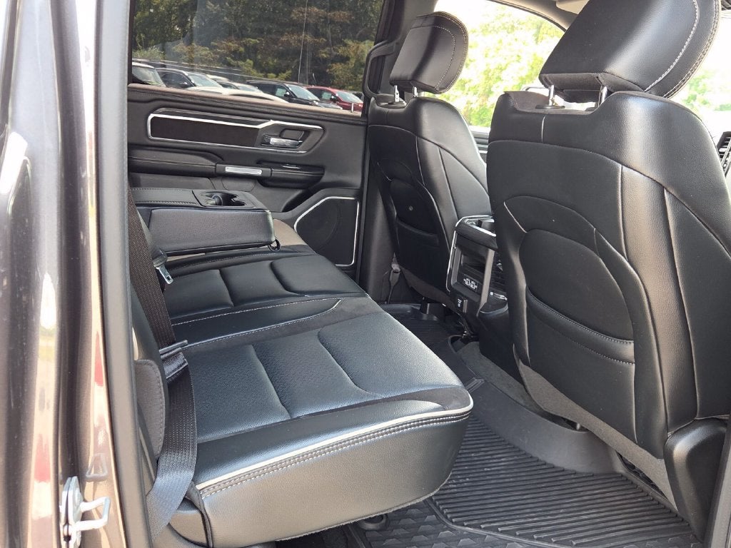2023 RAM 1500 Laramie Crew Cab 4x4 5'7" Box