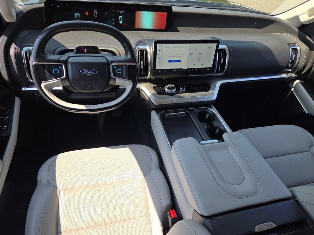 2025 Ford Expedition Max Platinum