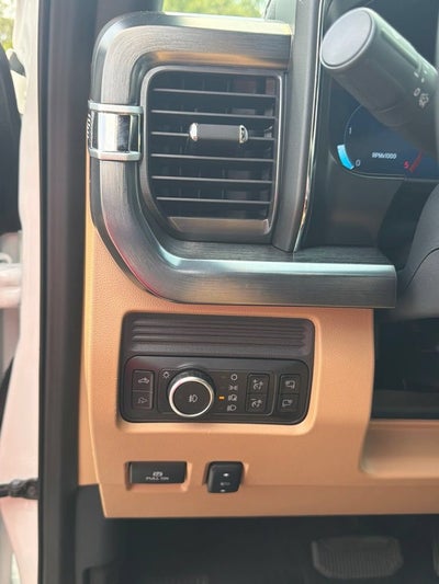 2025 Ford F-250 LARIAT