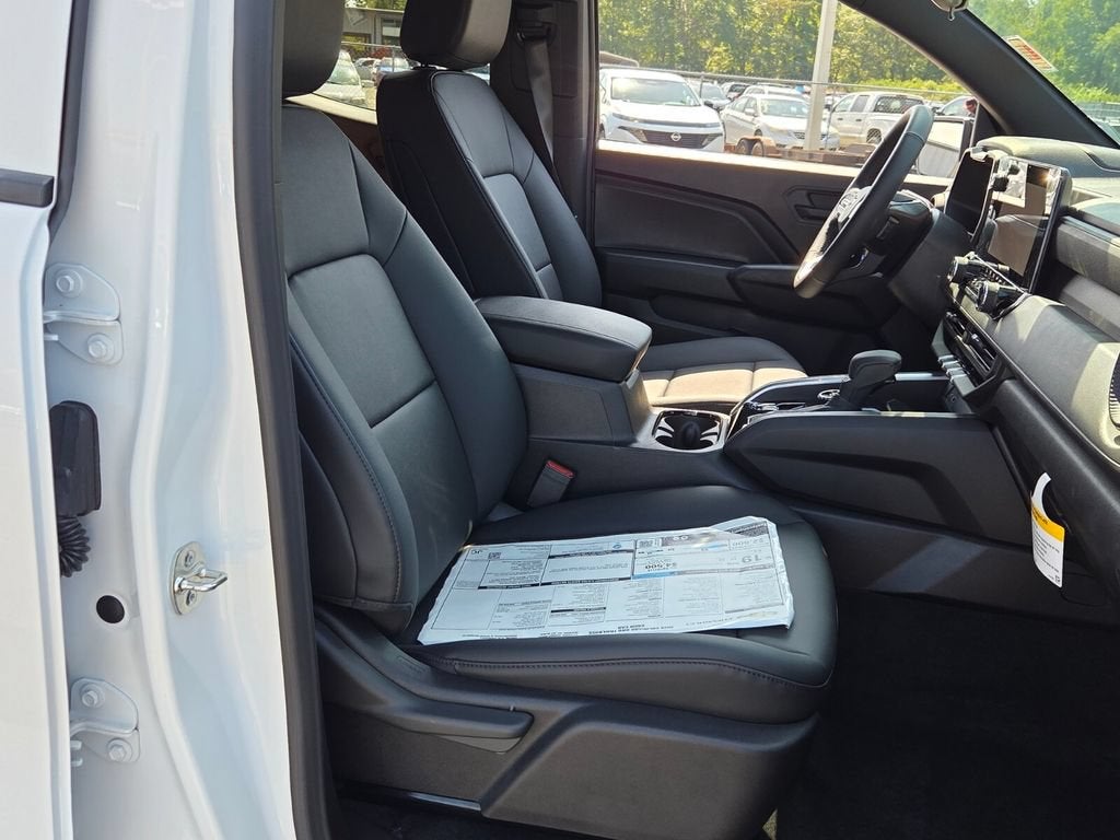 2026 Chevrolet Colorado Trail Boss - Photo 13