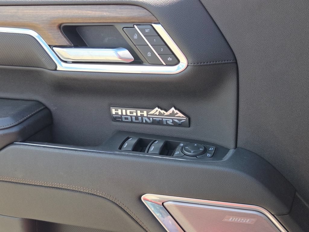 2023 Chevrolet Silverado 1500 High Country