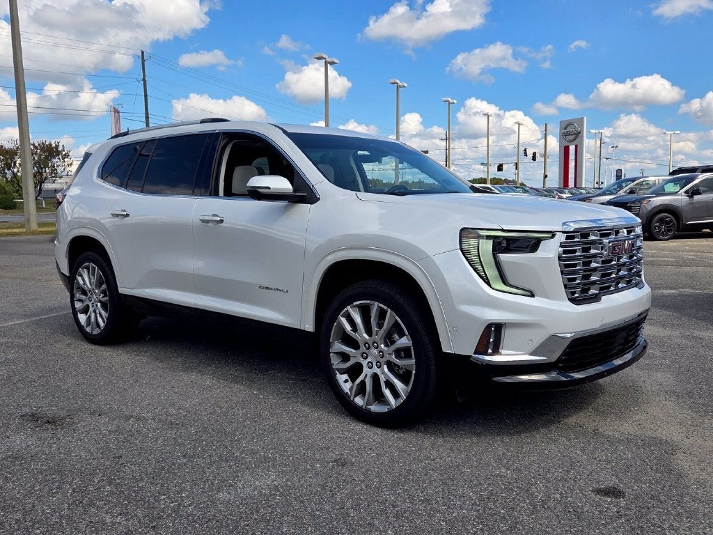 2025 GMC Acadia Denali