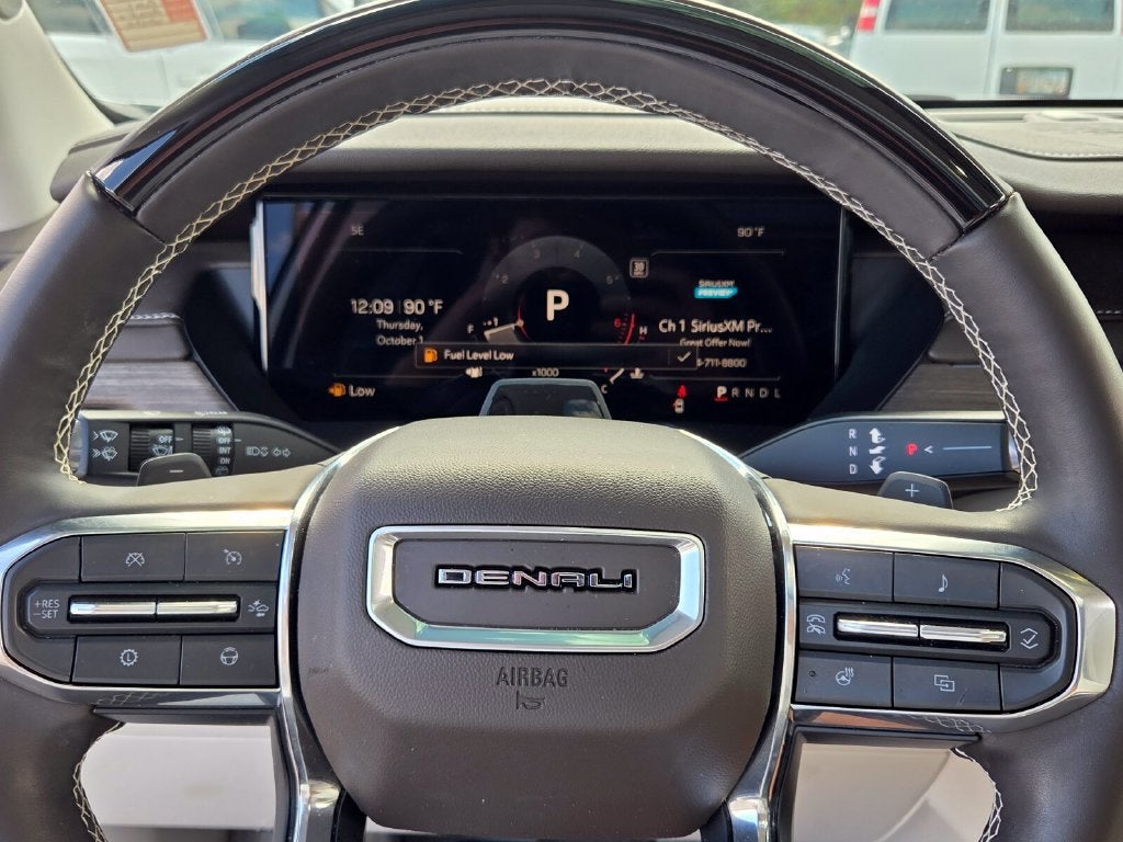 2025 GMC Acadia Denali