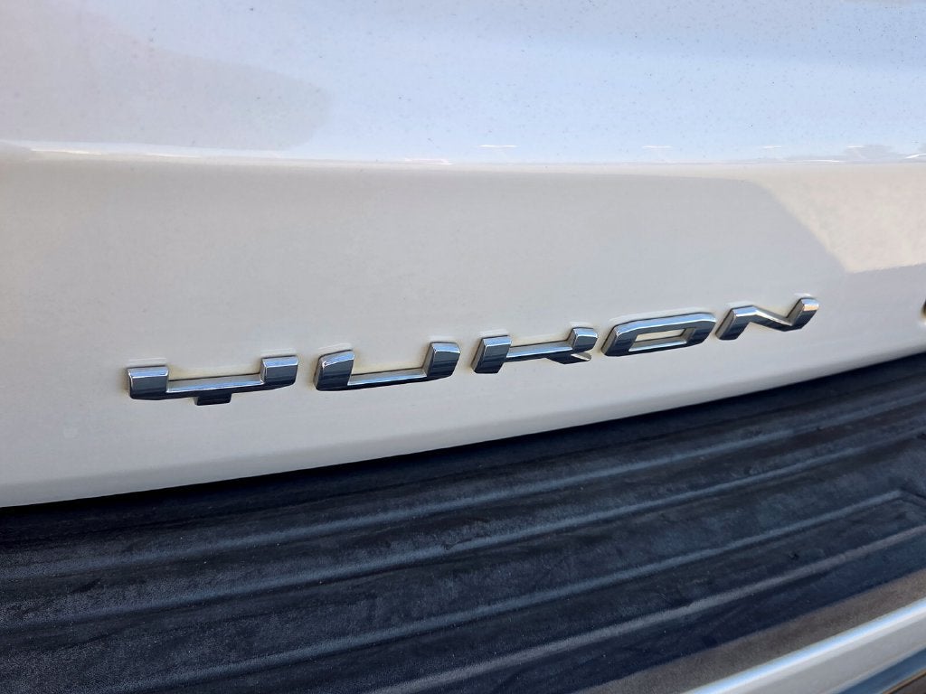 2023 GMC Yukon AT4