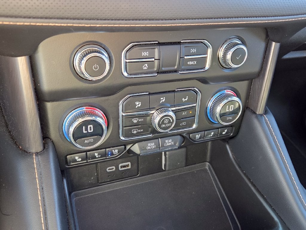 2023 GMC Yukon AT4