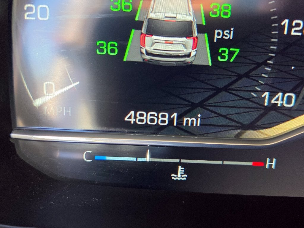 2023 GMC Yukon AT4
