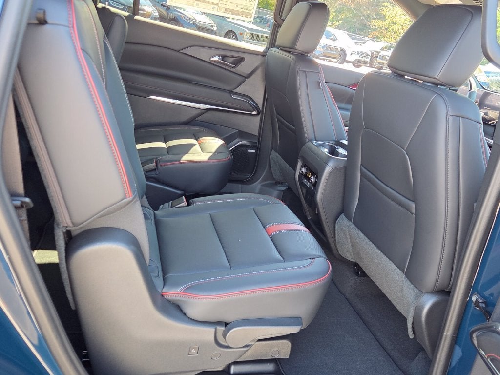 2027 Chevrolet Traverse RS