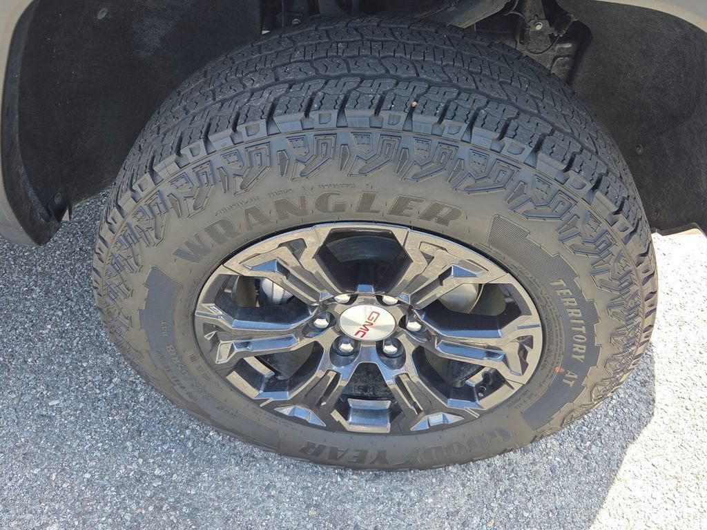 2024 GMC Canyon Elevation