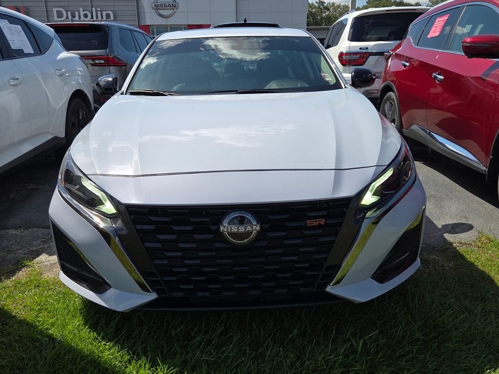 2024 Nissan Altima SR FWD