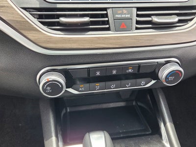 2024 Nissan Altima SV FWD