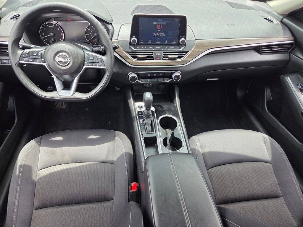 2024 Nissan Altima SV FWD
