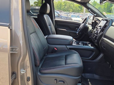 2022 Nissan TITAN Crew Cab PRO-4X 4x4
