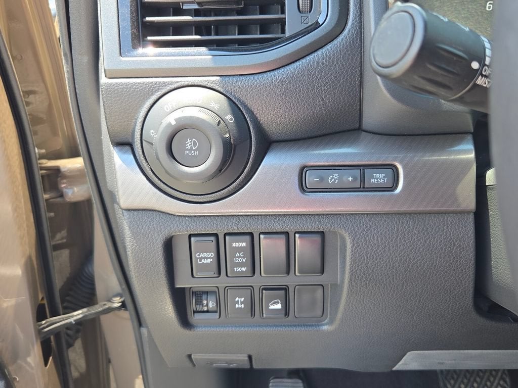 2022 Nissan TITAN Crew Cab PRO-4X 4x4
