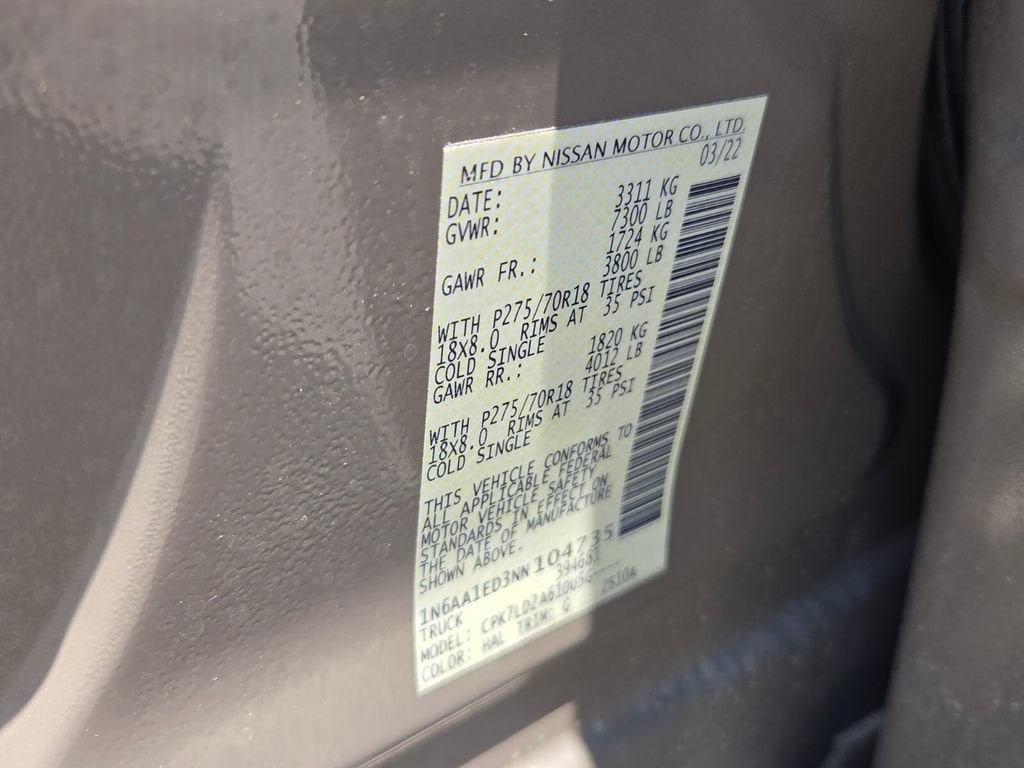 2022 Nissan TITAN Crew Cab PRO-4X 4x4