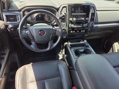 2022 Nissan TITAN Crew Cab PRO-4X 4x4
