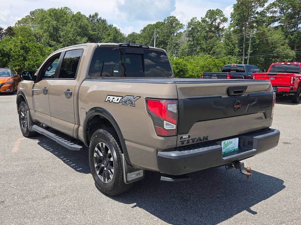 2022 Nissan TITAN Crew Cab PRO-4X 4x4